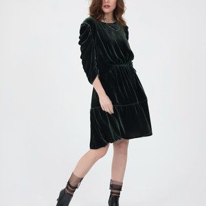 Gold Hawk Velvet Duffle Green Ruched Sleeve Swing Dress; EXCELLENT CONDITION